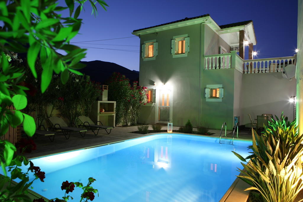 Le Torri Villas By Nidri Holiday Villas מראה חיצוני תמונה