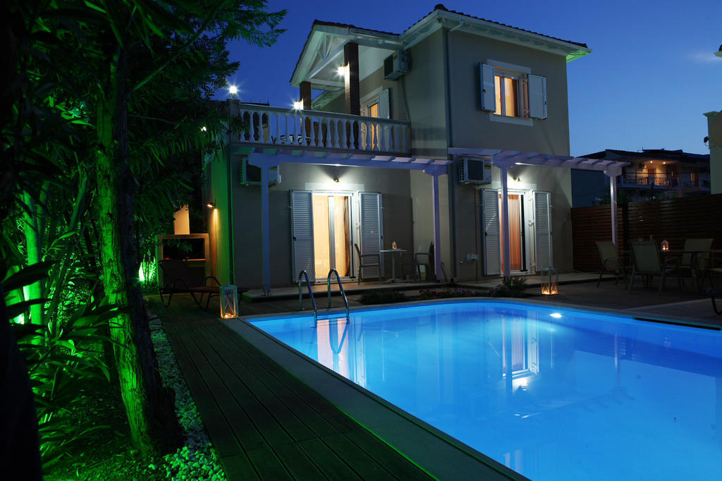 Le Torri Villas By Nidri Holiday Villas מראה חיצוני תמונה