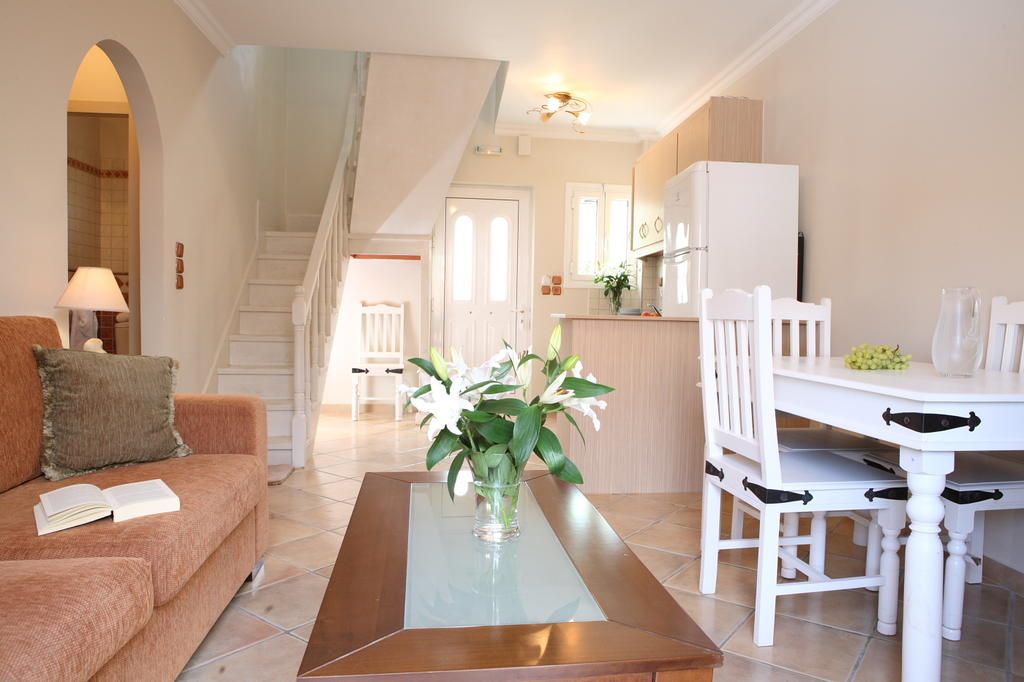 Le Torri Villas By Nidri Holiday Villas מראה חיצוני תמונה